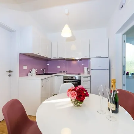 Apartment Lavander Sukosan Exterior photo